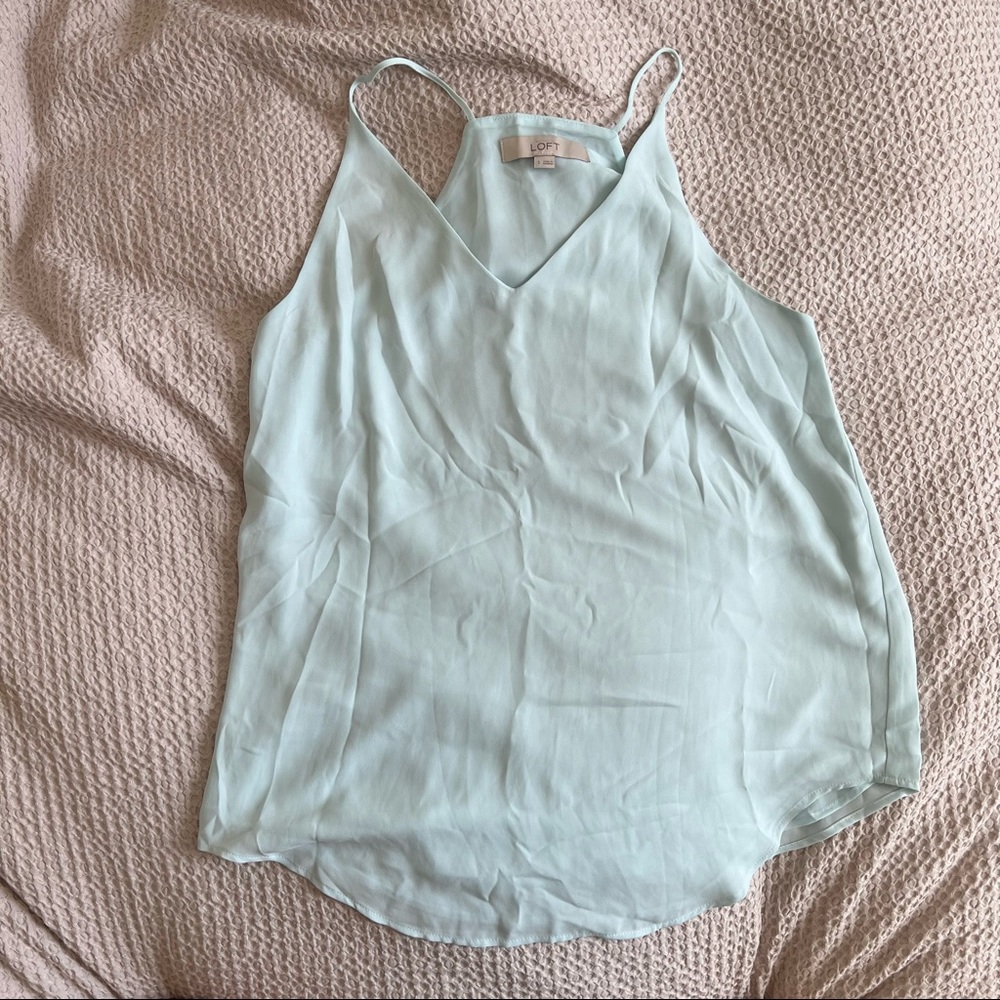 Loft‎ Sleeveless Flowy Blouse